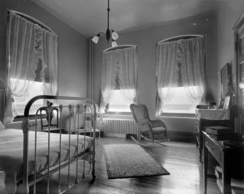 To Live Again: Tuberculosis and the rise of sanatoriums in America